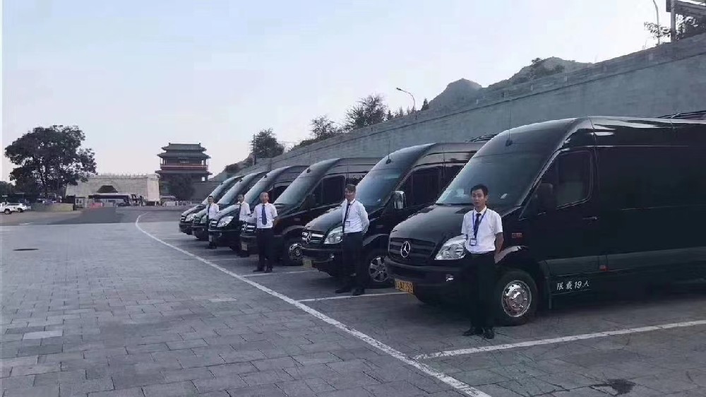 奔馳商務艙